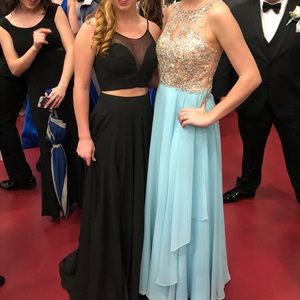 Black promgirl dress